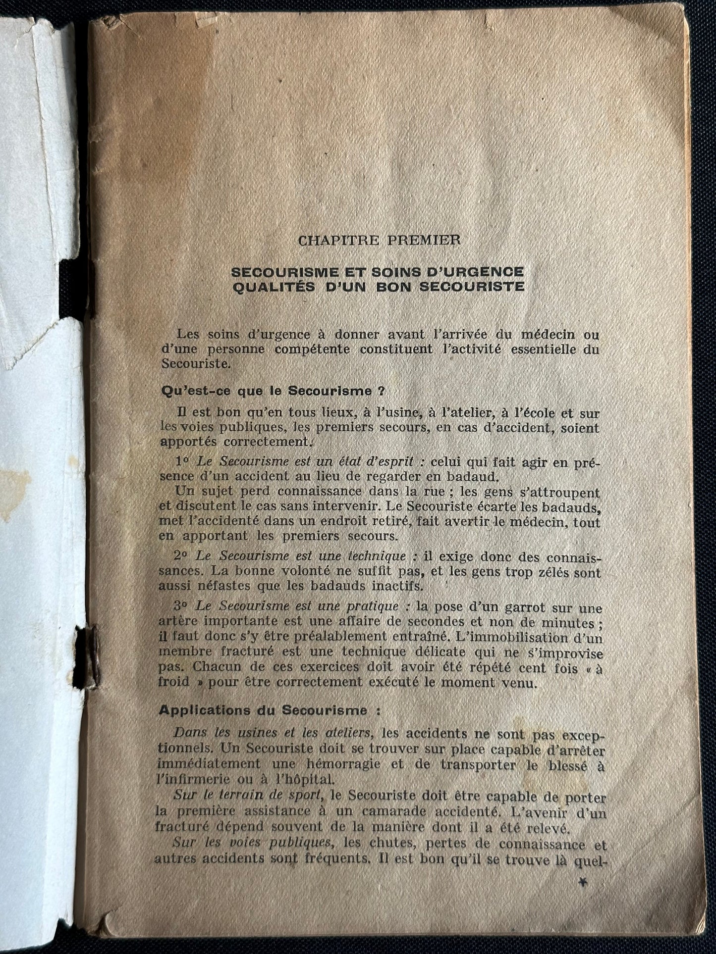 1944 French Red Cross Manual